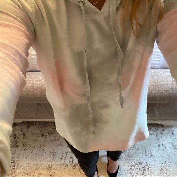 Spring Field Tie Dye Pullover Large - Picture 3 of 4